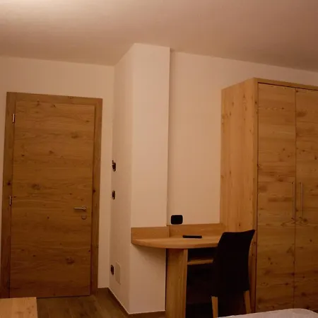 Beau Sejour Hotel *